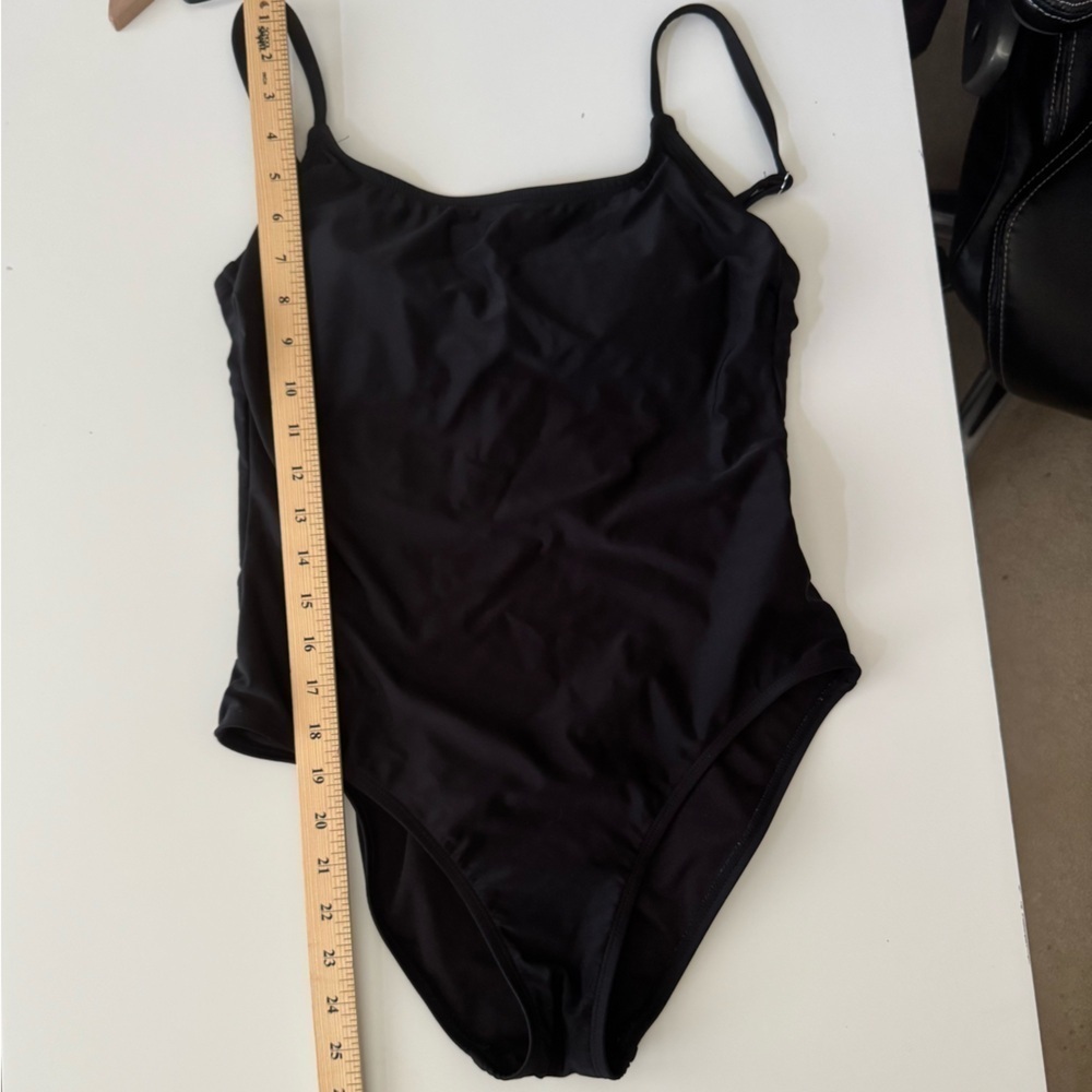 Hurley One Piece Swim Suit UPF 50 4 way stretch Women’s size medium - Picture 12 of 13